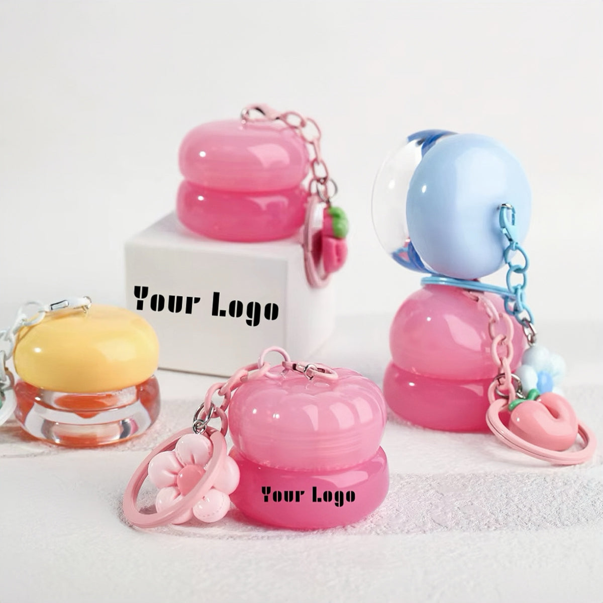 Personalized Lip Mask Flower Keychain – Custom Party Favor